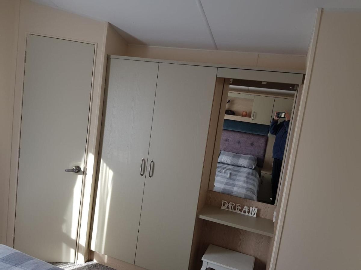 6 Berth Deluxe Caravan Palm Grove 42 Chapel Saint Leonards Exterior foto