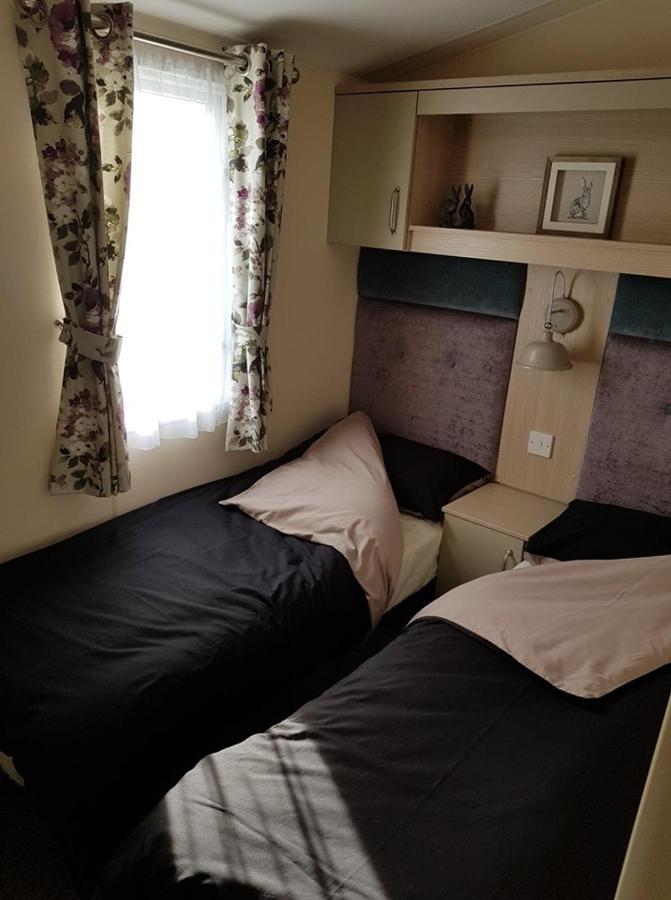 6 Berth Deluxe Caravan Palm Grove 42 Chapel Saint Leonards Exterior foto
